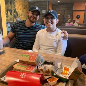 Meet your Posher, Juan